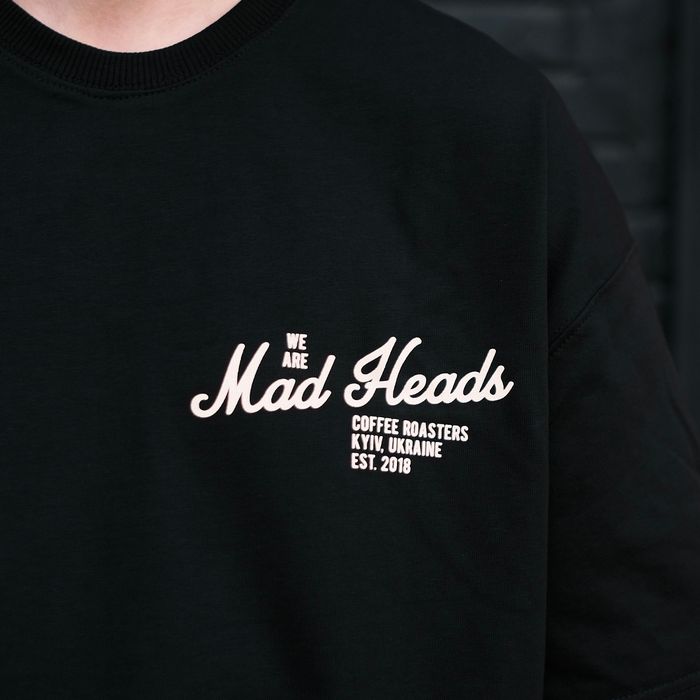 Футболка чорна з жовтим принтом «2 rules». SHU x MH