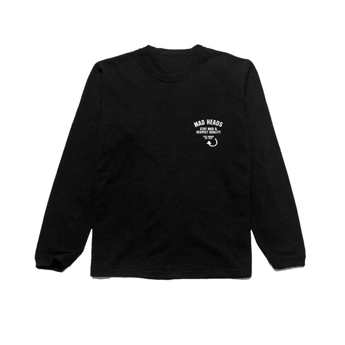 Лонгслів чорний «Who Satan»