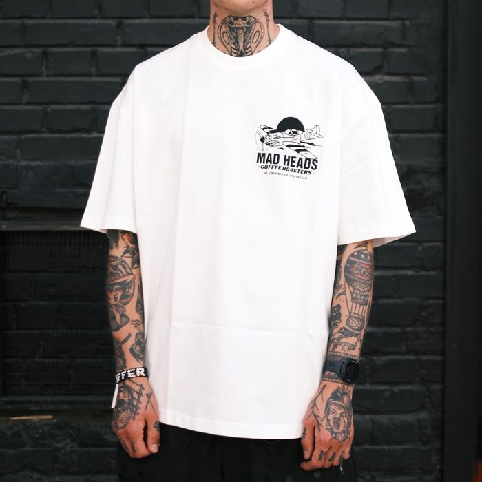 White T-shirt "Mad heads on tour"