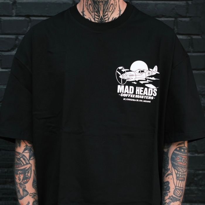Футболка чорна «Mad heads on tour»