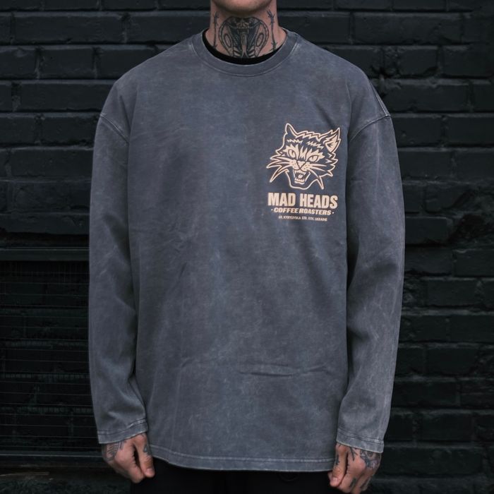 Лонгслів сірий з ефектом виварювання «Mad Cat vol.2»